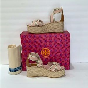 TORY BURCH FRIEDA BLUSH STRIPE TAN WOVEN WEDGE 8